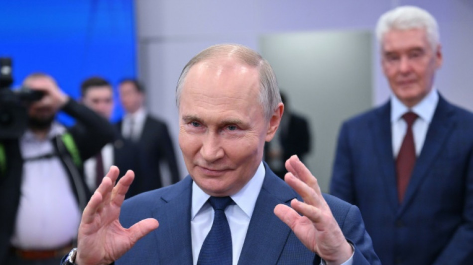 Putin elogia Musk e o compara ao pai do programa espacial sovi&eacute;tico