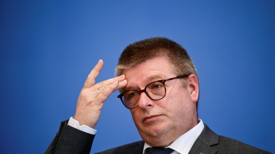 Migration: Ex-Verfassungsschutzpr&auml;sident Haldenwang stellt sich hinter Merz