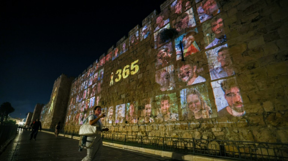 Entre vig&iacute;lias e protestos, Israel relembra o 1&ordm; anivers&aacute;rio do ataque mortal do Hamas