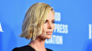 Filmstar Theron stellt Instagram-Account einen Tag Aids-Aktivistin zur Verf&uuml;gung