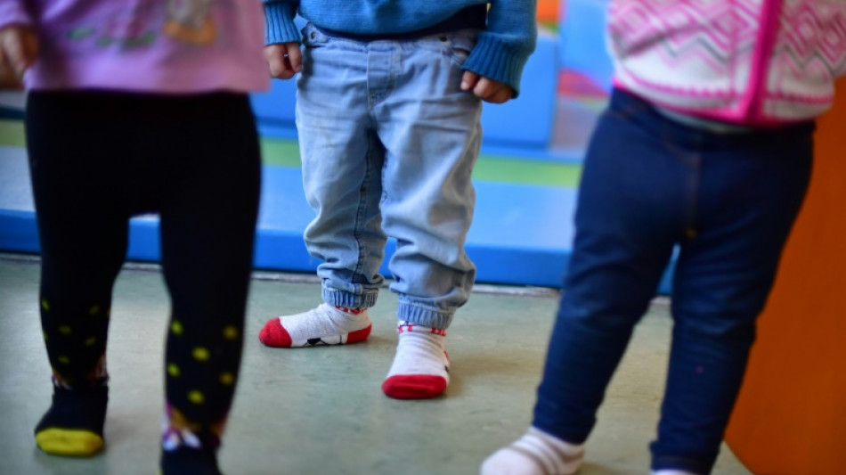 Vierj&auml;hrige setzt sich in Baden-W&uuml;rttemberg f&uuml;r Einkaufstour von Spielplatz ab