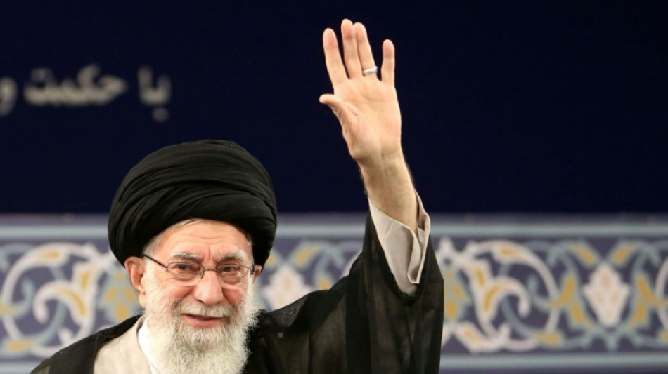 Gu&iacute;a supremo de Ir&aacute;n acusa a Occidente de poner en peligro a los ucranianos