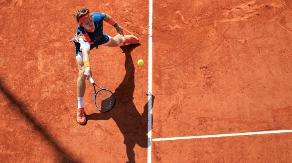 Rublev y Rune superan con comodidad la primera ronda en Barcelona