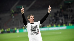 T&eacute;cnico Oliver Glasner deixar&aacute; comando do Eintracht Frankfurt na pr&oacute;xima temporada