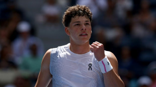 Ben Shelton evita sustos e vence em sua estreia no US Open