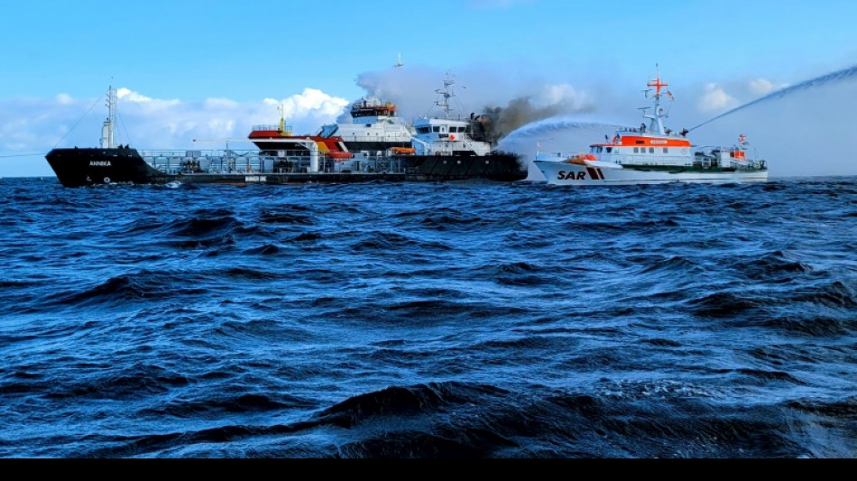 Allemagne: un p&eacute;trolier prend feu en mer Baltique, 7 marins secourus