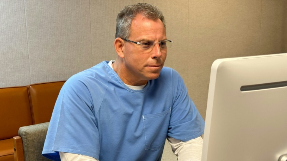 Justi&ccedil;a dos EUA nega liberdade condicional a Erik Men&eacute;ndez, d&eacute;cadas ap&oacute;s assassinato dos seus pais