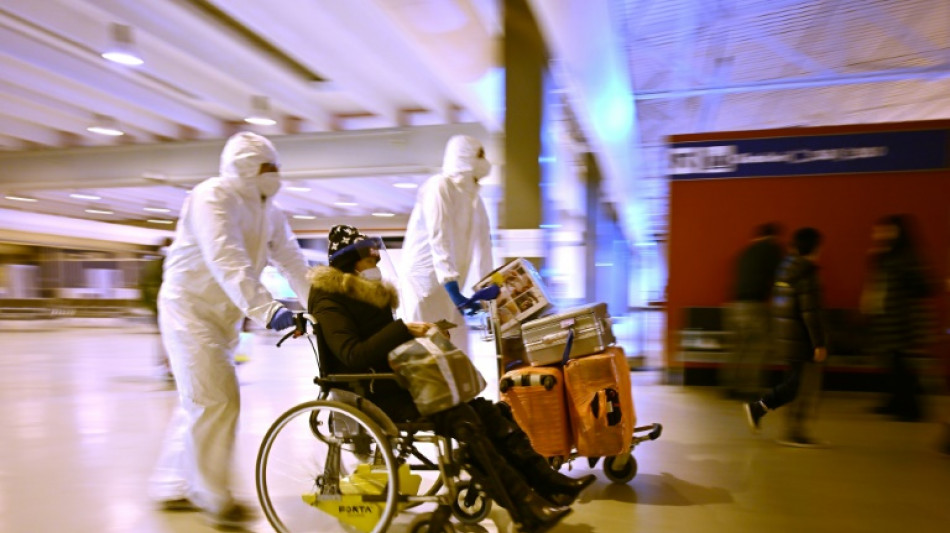 Lauterbach plant wegen Corona in China "Varianten-Monitoring" an Flugh&auml;fen 