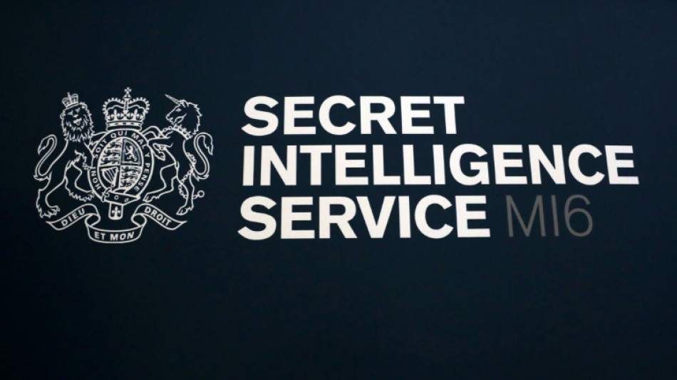 Av&ocirc; de futura chefe do MI6, servi&ccedil;o secreto brit&acirc;nico, foi espi&atilde;o nazista