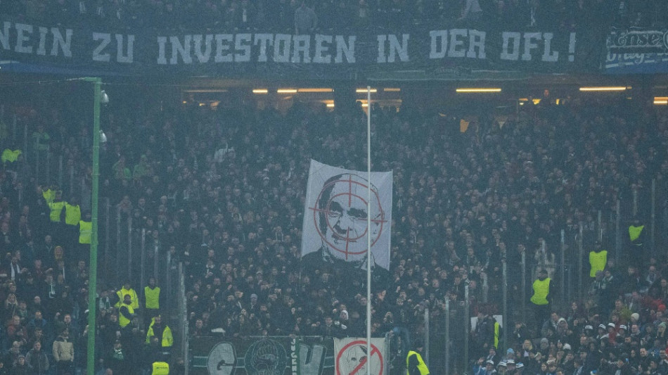 Leitl ma&szlig;regelt Fans: "Fu&szlig;ball geh&ouml;rt auch den Fu&szlig;ballern"