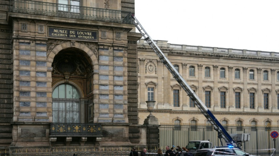 Roubo no Museu do Louvre em Paris ser&aacute; levado &agrave;s telas