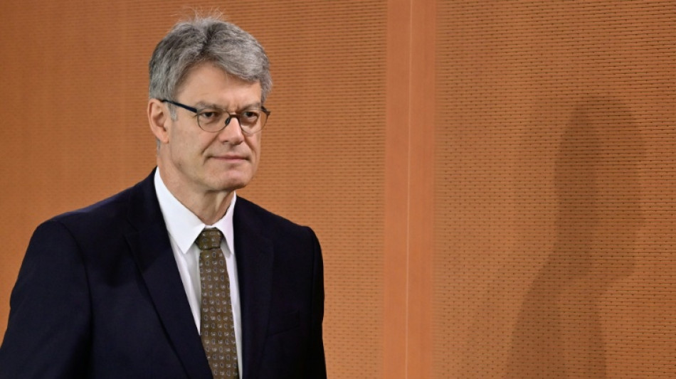 Verkehrsminister Schnieder will Deutschlandticket "wirtschaftlich ausgestalten"