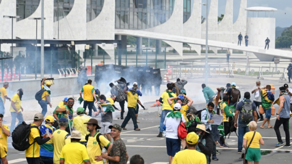 Br&eacute;sil: Lula condamne le saccage par des "fascistes" des lieux du pouvoir &agrave; Brasilia