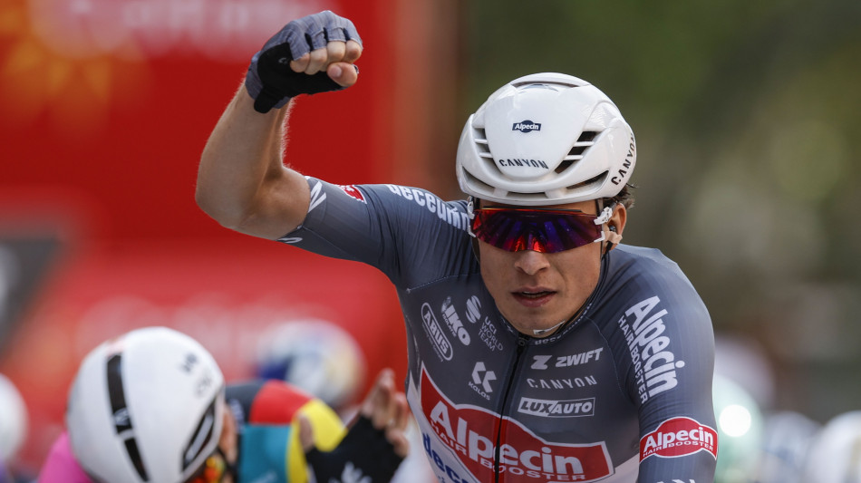 Vuelta: Philipsen vince in volata la 19/a tappa