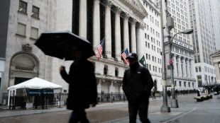 La Bourse de New York ouvre en baisse, les banques inqui&egrave;tent de nouveau
