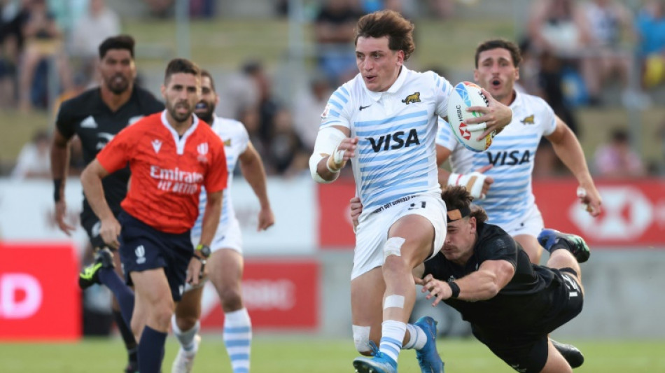 Argentina stun New Zealand in men's sevens world series final