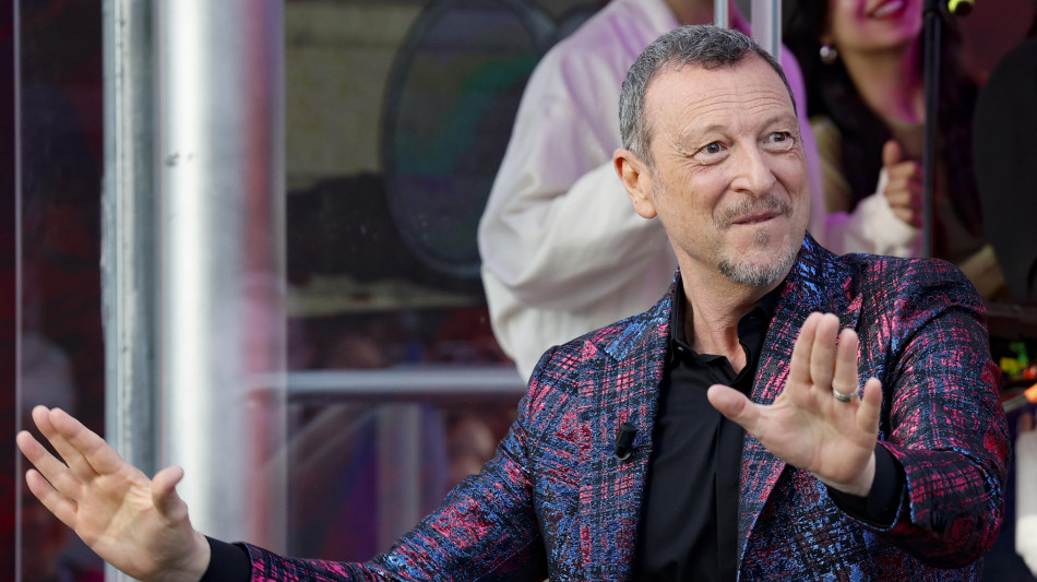 Amadeus conduttore della terza edizione dei Siae Music Awards