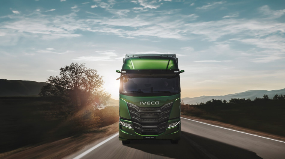 Iveco, forte crescita dei ricavi trainata da Europa. Opa Tata a inizio settembre