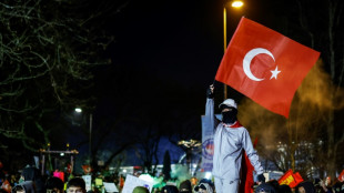 Turquie : le maire d'Istanbul incarc&eacute;r&eacute;, contestation dans les rues et dans urnes