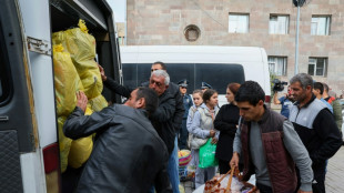 Miles de refugiados llegan a Armenia antes de reuni&oacute;n entre l&iacute;der de Azerbaiy&aacute;n y Erdogan