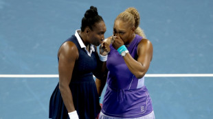 Zverev advances at Cincinnati while Williams sisters fall