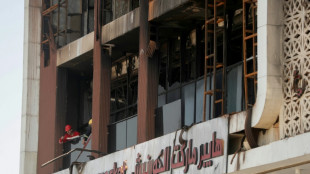 Inc&ecirc;ndio em shopping deixa mais de 60 mortos no Iraque