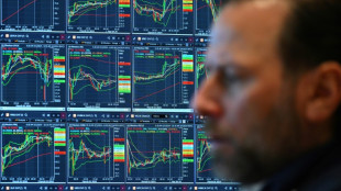 Triple record en cl&ocirc;ture &agrave; Wall Street pour les indices alors que l'inflation ralentit