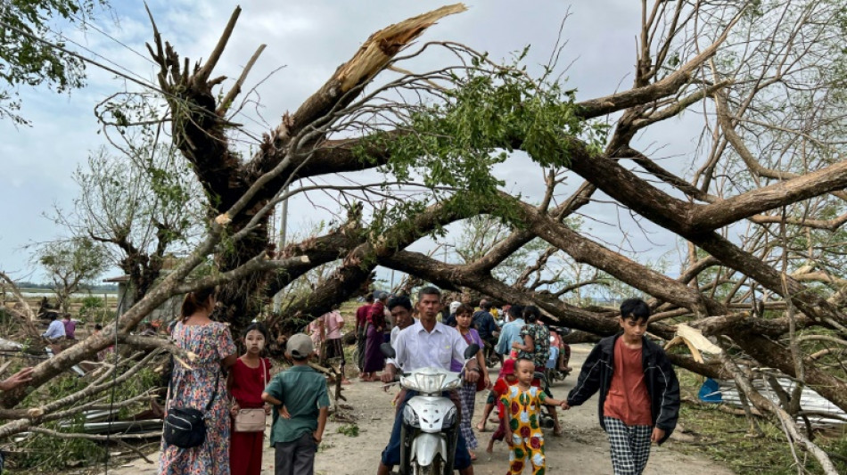 Birmanie: Sittwe, coup&eacute;e du monde apr&egrave;s le passage du cyclone Mocha