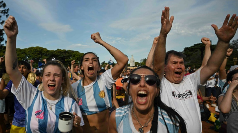 Rugido de triunfo sacudi&oacute; Argentina tras sufrir a mares con Pa&iacute;ses Bajos