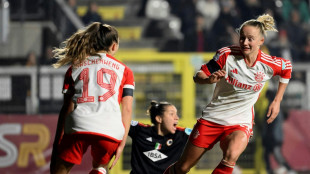 Sch&uuml;ller trifft doppelt: Bayern-Frauen erk&auml;mpfen Remis in Rom