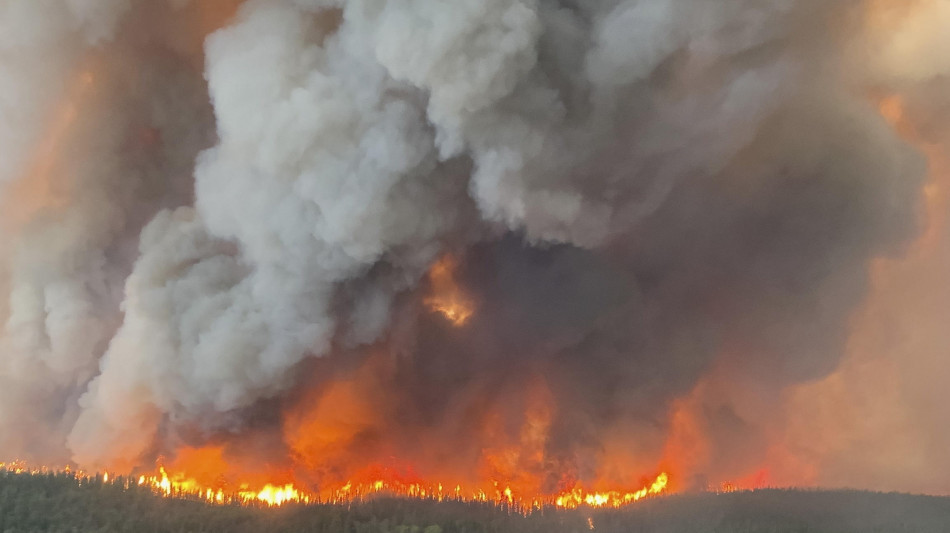 Incendi in Canada, ieri evacuate 31.000 persone