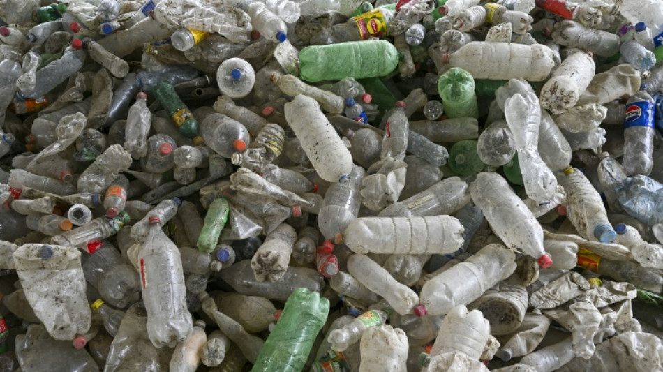 Pollution plastique: 184 Etats t&acirc;tonnent pour essayer de trouver un accord
