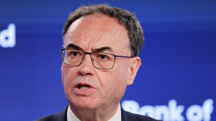La Banca d'Inghilterra lascia di nuovo i tassi invariati al 3,75%