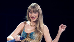 Taylor Swift se torna artista com mais &aacute;lbuns no topo das paradas