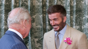 David Beckham &eacute; nomeado cavaleiro pelo rei Charles III