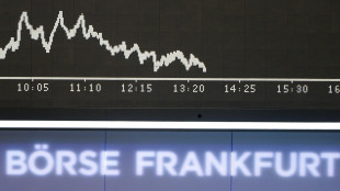Borsa: Europa contrastata in chiusura, Parigi -0,21%, Londra +0,49%