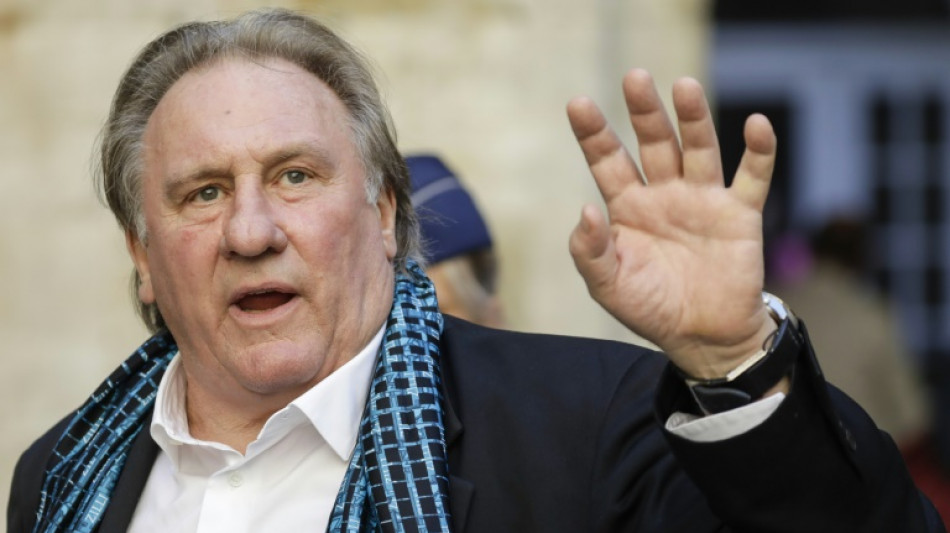 Filmstar G&eacute;rard Depardieu soll in Rom einen Fotografen geschlagen haben