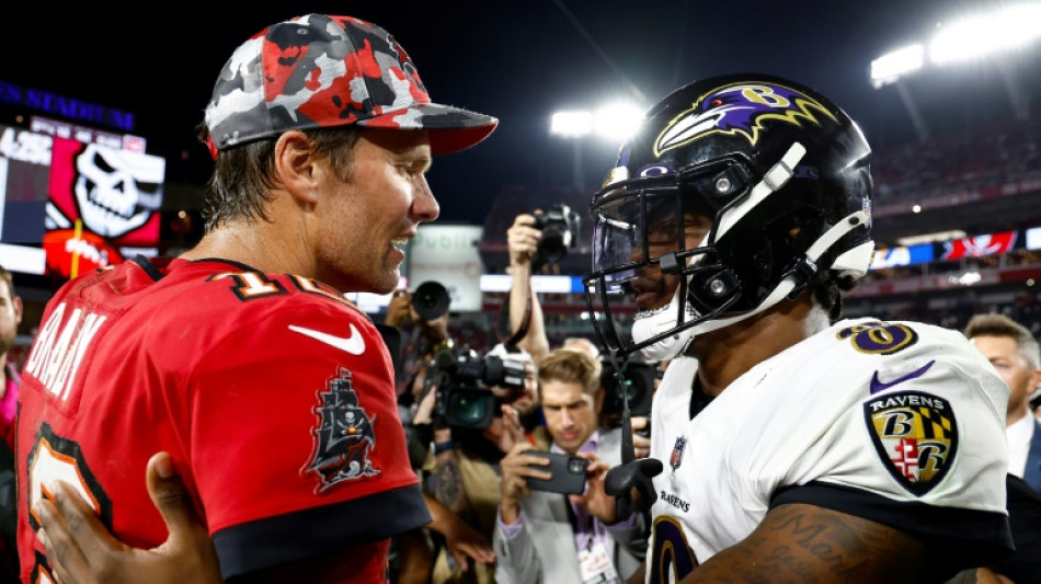 Ravens rally to hand Brady's Bucs third straight NFL defeat