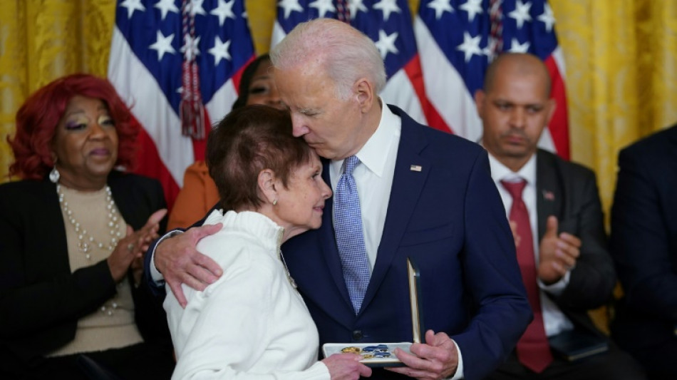 Biden condena la "violencia pol&iacute;tica" dos a&ntilde;os despu&eacute;s del asalto al Capitolio de EEUU