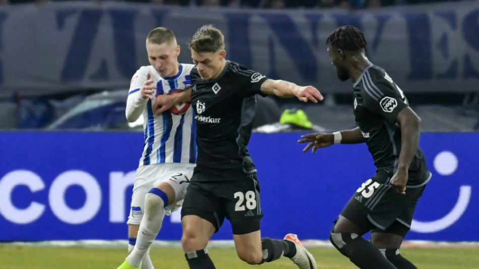 Wichtige Siege f&uuml;r HSV und Pauli - viele B&auml;lle in Berlin