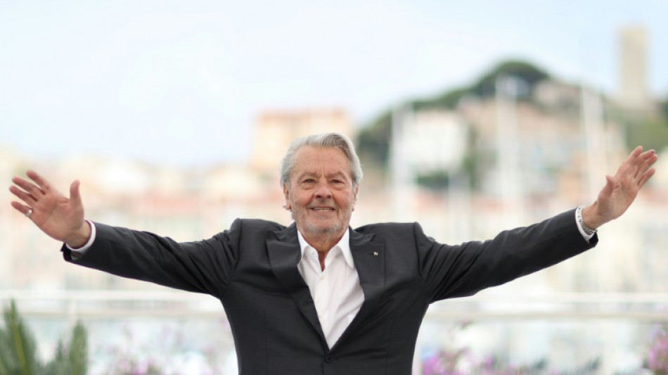 Alain Delon, mythe du 7e art, s'est &eacute;teint
