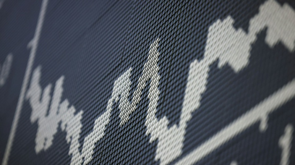 Asian markets swing as trades eye tech rally, US rate outlook