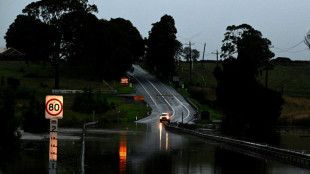 Thousands remain isolated as floods ease in eastern Australia