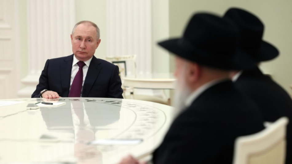 Putin: "Neonazis in der Ukraine" begehen Verbrechen gegen Zivilisten