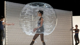 Plastique et pirouettes: un ballet japonais valorise les d&eacute;chets