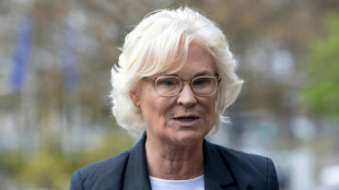 Lambrecht &auml;u&szlig;ert Verst&auml;ndnis f&uuml;r Kritik wegen Mitflug von Sohn in Helikopter