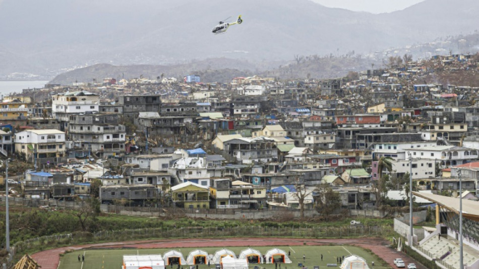 A Mayotte, la fin de l'h&ocirc;pital de campagne r&eacute;veille les craintes autour du syst&egrave;me de sant&eacute;