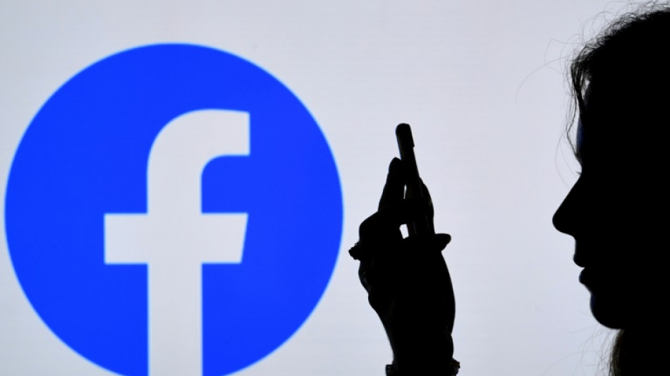 Donn&eacute;es: amende de 17 millions d'euros contre Facebook du r&eacute;gulateur irlandais
