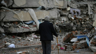 "Es como si hubiese sido ayer", dicen supervivientes un mes despu&eacute;s del sismo en Turqu&iacute;a