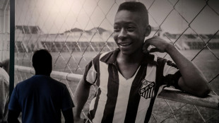 Troisi&egrave;me jour de deuil au Br&eacute;sil pour Pel&eacute;, hommages du foot europ&eacute;en